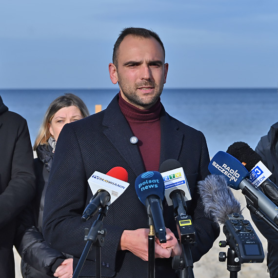 winoujcie i Midzyzdroje jednym gosem przeciw „Przyldkowi Pomerania”. Samorzdy i mieszkacy: „Nikt nigdy nie konsultowa z nami tego projektu!” Zobacz film!