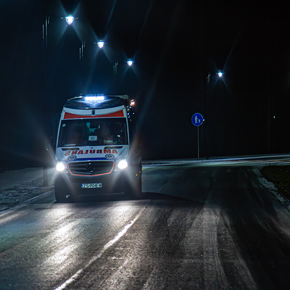 Ponad 370 interwencji pogotowia w wojew�dztwie. Sylwester pod znakiem uraz�w i alkoholu