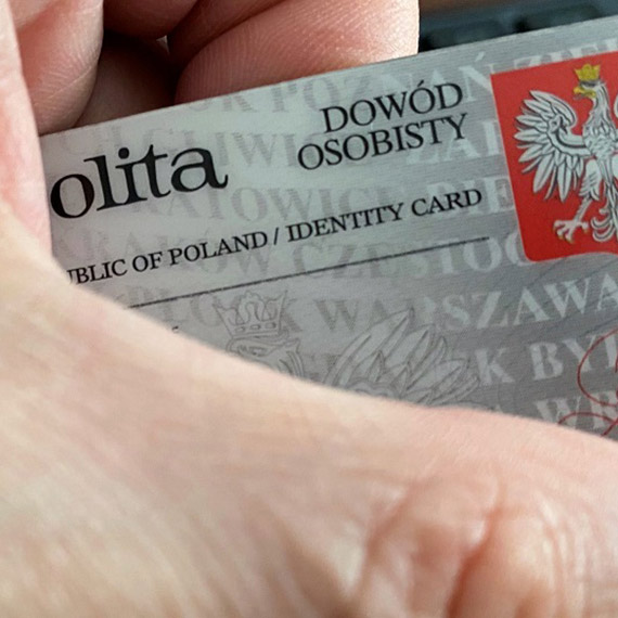 Polakom potrzebna jest szersza edukacja. Tylko ponad 7,5 mln os�b w ub.r. mia�o zastrze�ony numer PESEL