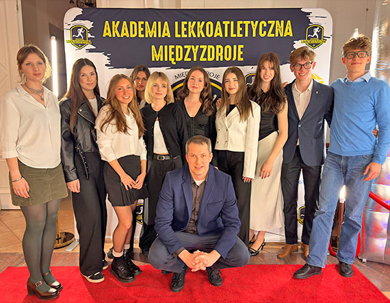 Podsumowanie sezonu 2025 Akademii Lekkoatletycznej Mi�dzyzdroje